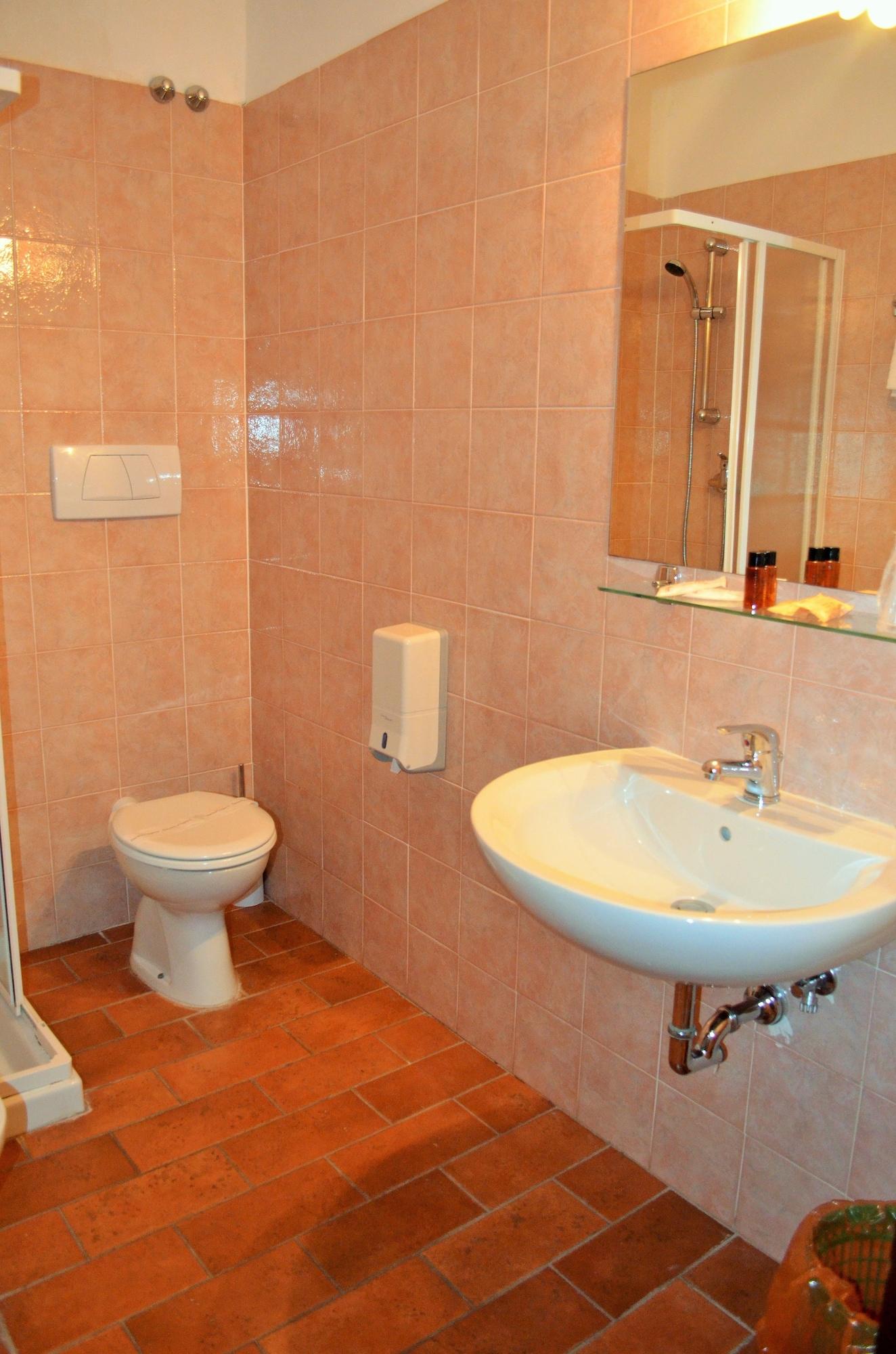 Hotel Oasi Neumann Κορτόνα Εξωτερικό φωτογραφία