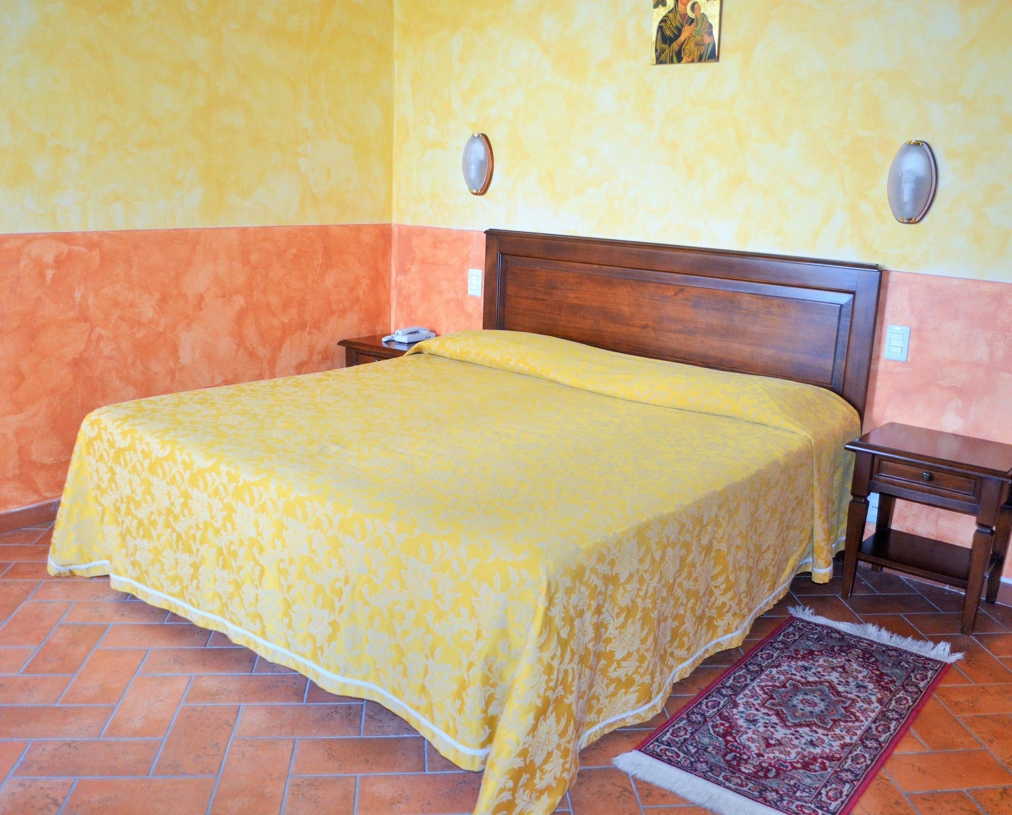 Hotel Oasi Neumann Κορτόνα Εξωτερικό φωτογραφία