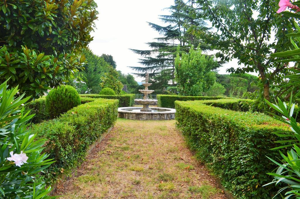 Hotel Oasi Neumann Κορτόνα Εξωτερικό φωτογραφία