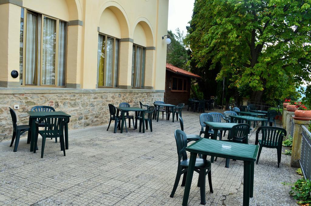 Hotel Oasi Neumann Κορτόνα Εξωτερικό φωτογραφία