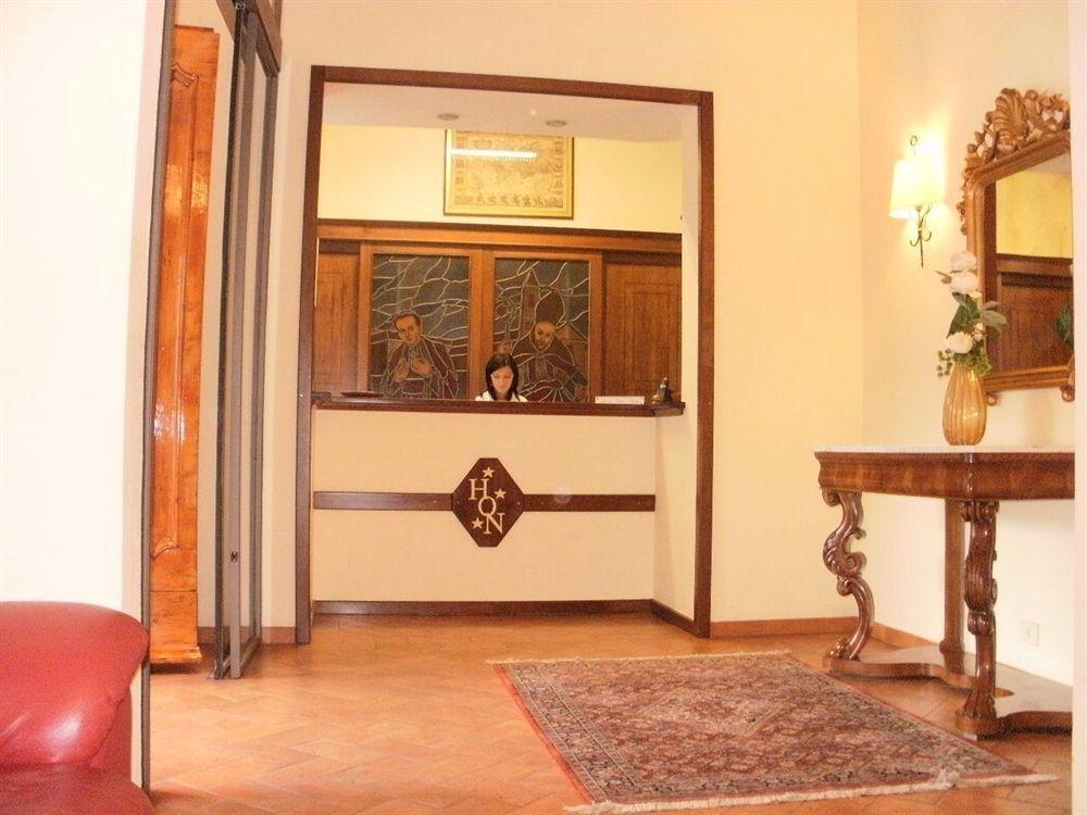 Hotel Oasi Neumann Κορτόνα Εξωτερικό φωτογραφία